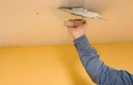 Fisurile reparate în tavan - la sfaturi de acasă