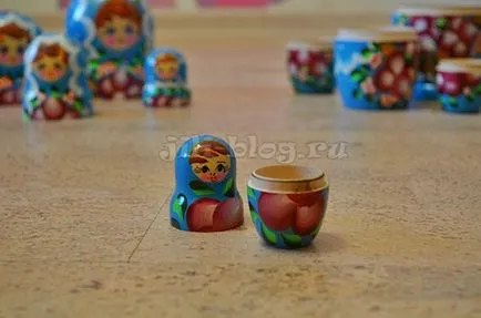 Ce să dea copilul timp de 1 an, cele mai bune idei de cadouri pentru băieți și fete, acolo a trăit