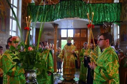 Ce fac culorile veșmintele preoților, viața ortodoxă