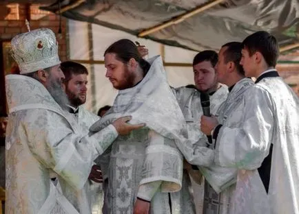 Ce fac culorile veșmintele preoților, viața ortodoxă