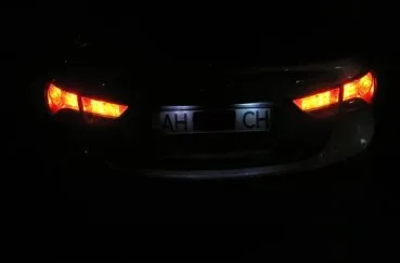 Care este luminile de parcare, cum să înlocuiți un bec, și cum să facă dimensiunile semnalizatoarele