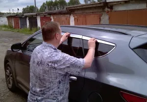 deflectoare geam lateral - din clipul video de ploaie și de protecție a vântului
