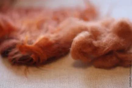 Faceti o șuviță de păr papusa SEW - Masters Fair - manual, realizate manual (face păpușă de păr: coase cosiță) Faceti o șuviță de păr papusa SEW - Masters Fair - manual, lucrate manual