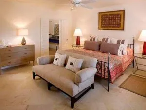 idei de design dormitor cu canapea 25