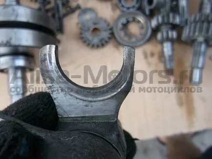 Fotografii de la repararea și asamblarea PPC scuter „furnică“, „Tula», Alisa-motoare