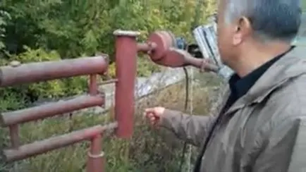 Generatorul de gaz pe lemn cu desene mâinile lor, dispozitive, circuite, instrucțiuni de montaj video,