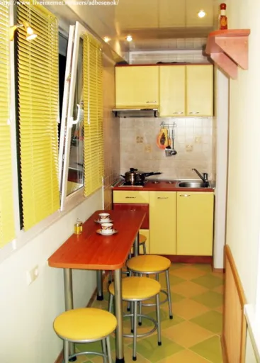 Interiorul bucătăriei mici în exemple de design fotografie detaliu