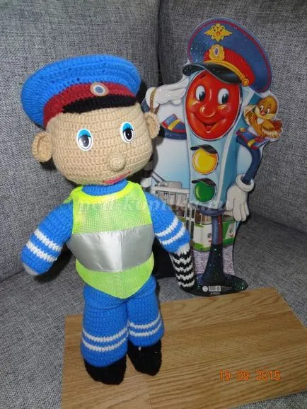 Trafic inspector de poliție cu propriile sale mâini (mâini) inspector de poliție de trafic cu propriile sale mâini