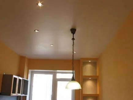 Ce mai bine de plafoane luciu sau mat unele comentarii pentru a selecta diferența, mat la fața locului, foto (lucioasă) Ce mai bine de plafoane luciu sau mat unele comentarii pentru a selecta diferența, Matt la fața locului fotografie