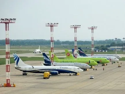 Cum se ajunge la Gagra cu trenul sau cu avionul de la Moscova