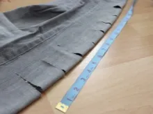 Cât de frumos blugi tăiate la domiciliu tind să rupă și să facă reduceri