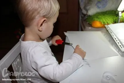 Cum să învețe un copil să folosească foarfece (copil) Cum să învețe un copil să folosească foarfece