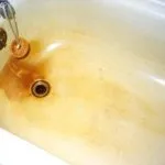 Cum pentru a curăța rugina în baie - instrumente și metode tradiționale