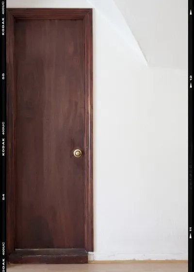 Cum de a actualiza ușile de interior cu mâinile lor, fotografii și instrucțiuni pas cu pas (cu mâinile) Cum de a actualiza ușile de interior cu mâinile lor, fotografii și instrucțiuni pas cu pas