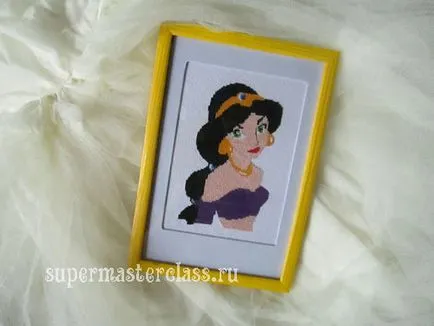 Cum de a face broderie într-un cadru și rogojină, clase de master în brodată