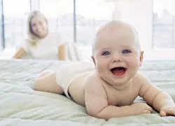Cum de a ajuta copiii cu constipație (sugari) Cum pentru a ajuta copiii cu constipatie