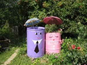 Ca vopsea în interiorul rezervorului de apă, un rezervor, butoi de metal