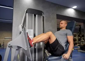 Cum pentru a pompa picioarele cele mai bune exerciții (exerciții) Cum pentru a pompa picioarele cel mai bun exercițiu