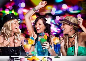 Cum să te îmbraci în club de noapte (Club) Cum să te îmbraci corect în club de noapte