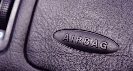 Cum se verifica testul airbag airbag pentru automobile în moduri diferite, voprosavto (modul de verificare a airbag-ului) Cum se verifica testul airbag airbag pentru mașini în diferite moduri, voprosavto