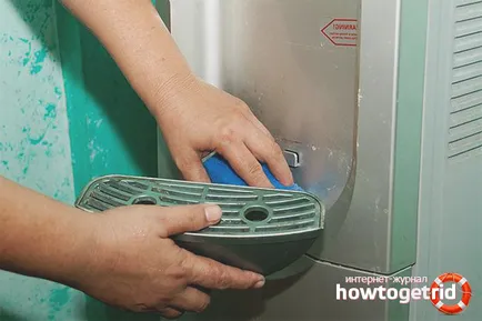 Ca un auto curat cooler de apă