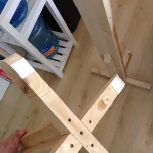 Cum de a face un stand pentru tija cu mâinile sale (să facă) Cum de a face un stand pentru tija cu mâinile