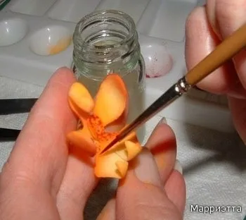 Cum de a face flori din mastic