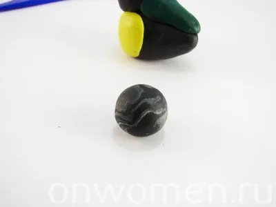 Cum orb pițigoi din lut cu mâinile clasa lor de master cu pas cu pas fotografii (plastilina) Cum orb pițigoi din lut cu mâinile clasa lor de master cu pas cu pas fotografii
