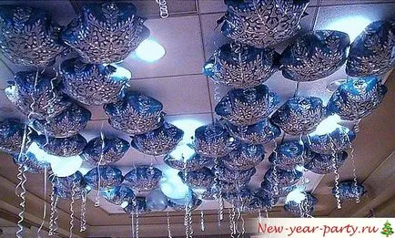 Cum de a decora biroul pentru noul an 2018 idei 50 de fotografii decor cu mâinile lor (2018) Cum de a decora biroul pentru noul an 2018 idei decor 50 de fotografii cu propriile lor mâini