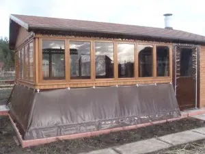 Cum de a închide terasa de ploaie și de vânt, și se încălzește clădirea în timpul iernii cu mâinile (terasa) Cum de a închide terasa de ploaie și de vânt, și se încălzește clădirea în timpul iernii cu mâinile lor