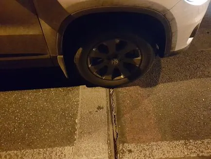 Așa cum am depășit mașina în România, a continuat