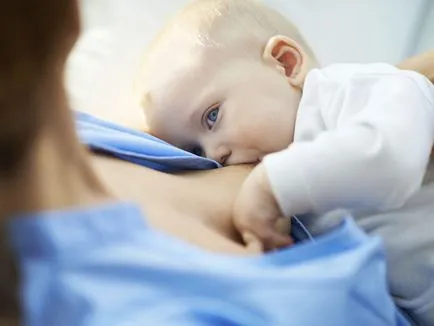 Când putem da apă la nou-născut, dacă aveți nevoie să bea în timpul alăptării
