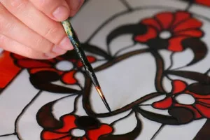 Frumoase picturi pe sticla, construi casa ta!