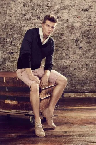 Rata shortovedeniya scurt pentru bărbați precum și ce să poarte pantaloni scurți (purta sosete pantaloni scurți) Rata shortovedeniya scurt pentru bărbați precum și ce să poarte pantaloni scurți