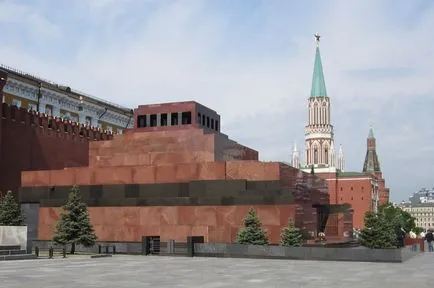 Lenin era încă în viață, opinie, societate, argumente și fapte (Vladimir Lenin) Lenin era încă în viață, opinie, societate, argumente și fapte
