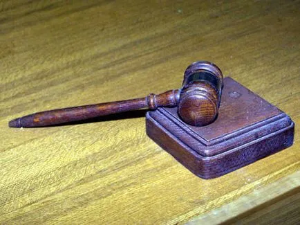 Este ușor să devină o societate judecător, justiție