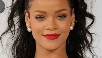 Machiaj Rihanna 6 principal stea (stele) Machiaj Rihanna 6 În principal stele