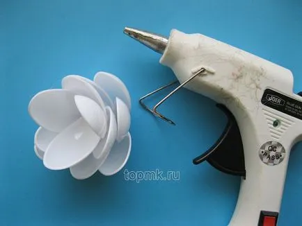 clasa de lotus maestru de linguri de plastic și hârtie colorată, cu propriile sale mâini
