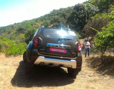 Nissan Terrano și Reno Daster caracteristici comparație test drive
