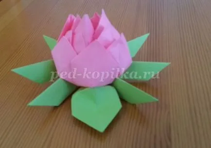 origami lotus