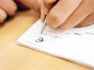 Caracteristici ale condițiilor de emisiune de obligațiuni și etapele de emisiune de obligațiuni ca o garanție
