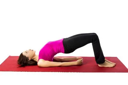 Osteochondrosis a coloanei vertebrale de yoga, exerciții fizice, bara orizontală de col uterin, trage-up-uri, înot, push-up-uri, care rulează