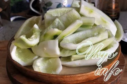 castraveți concrescute în iarna (salata) reteta cu fotografie (reteta) castraveți concrescute în rețeta de iarnă (salata) cu o fotografie