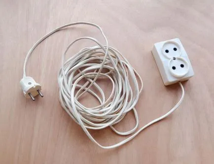 Purtând electric banda modul de a face propriile mâini, putere cu un comutator, priză și rolă