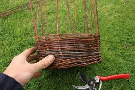 Basketry de salcie pentru incepatori maestru de clasă și tehnologie de țesut (cum se tese) Basketry de salcie pentru incepatori maestru tehnologie de clasă și de țesut