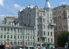 Poklonnaya deal