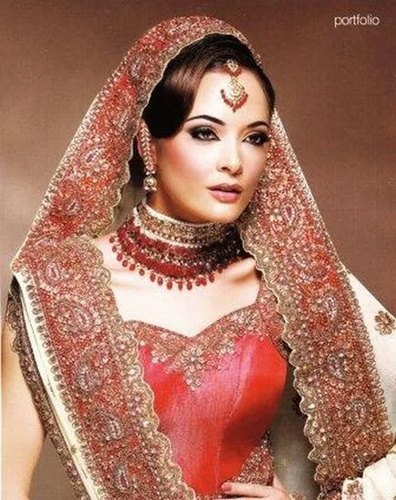 fotografii portret de mirese din India (model) fotografii portret de mirese din India