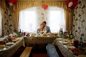 Scenariu cool nunta pentru o companie mică într-un mic cerc fără tamada (nunta) scenariu de nunta cool pentru o companie mică într-un mic cerc fără Toastmaster