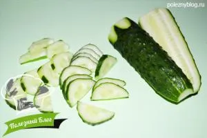 Salata de rosii, castraveti si telina, blog-ul util (telina) Salata de rosii, castraveti si telina, blog-ul util