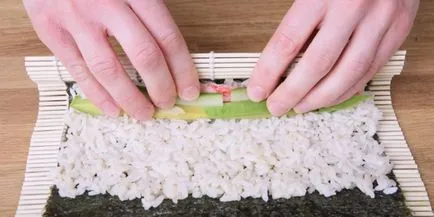 Rolls la domiciliu simplu pas cu pas rețete cu fotografii (grame Calorii kcal) Rolls la domiciliu simplu pas rețete pas cu fotografii